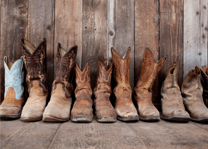 How Should Cowboy Boots Fit