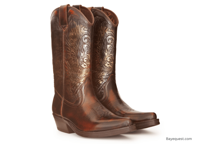 How Should Cowboy Boots Fit?